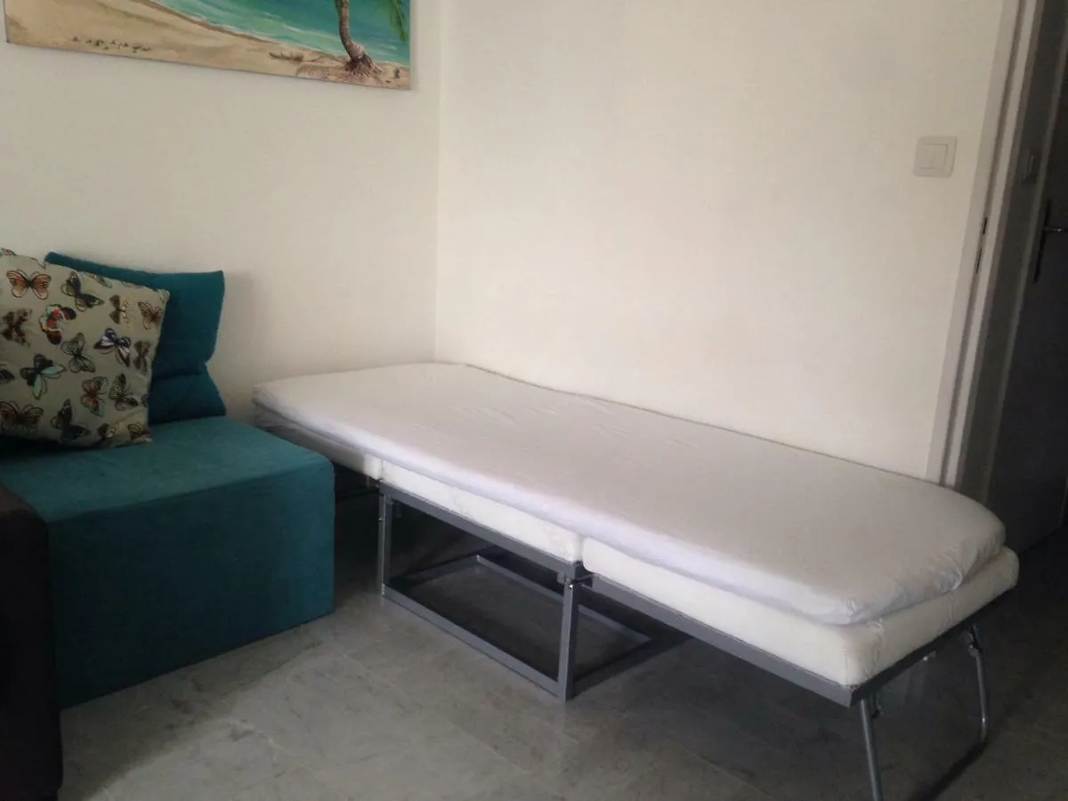 Appartement Les Caroubiers à Roquebrune-Cap-Martin